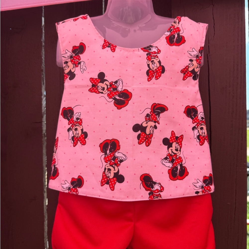 Pink Minnie Mouse Top and Red Shorts Set